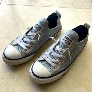 Converse Allstar woman’s slip onshoreline